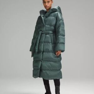 NWT Lululemon Insulated Long Blanket Wrap sizeó $180 $398 lululemon athletica